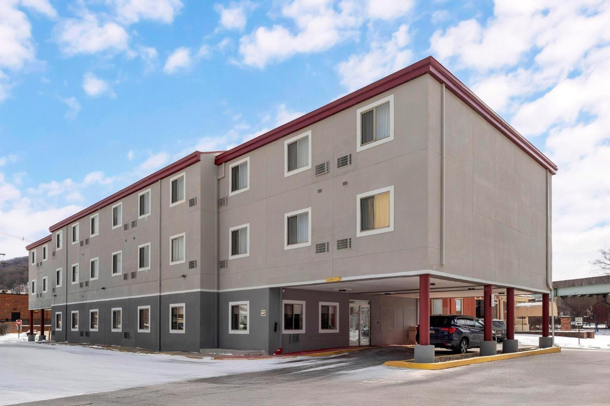 Red Roof Inn Johnstown Esterno foto